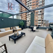 MAGNIFICO DEPARTAMENTO DÚPLEX EN PROVIDENCIA CON AZOTEA PROPIA